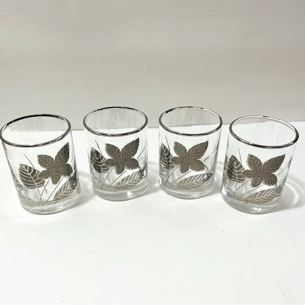 Libby MCM VTG Barware Rocks Glasses Set of 4 Tumblers Embossed Silver Leaves Rim - Picture 14 of 16